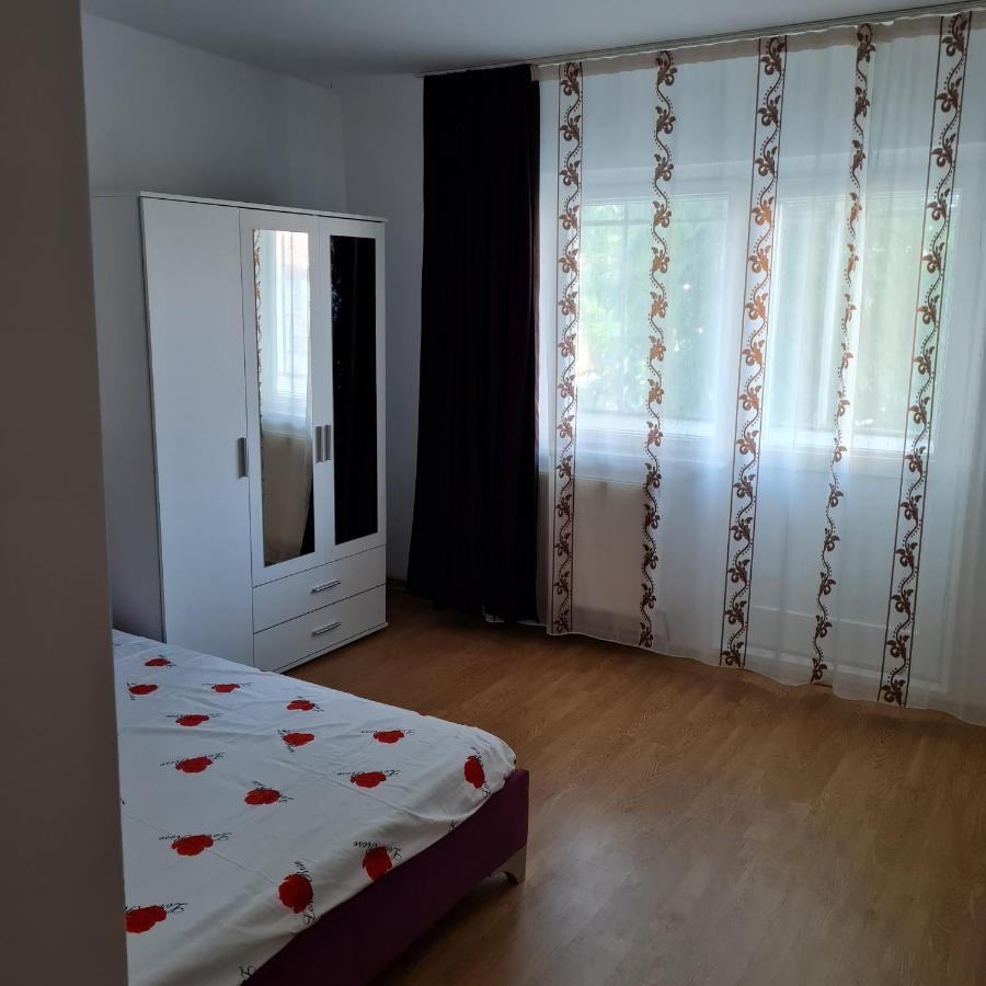 Apartament 2 Camere - Pitesti / 2-Rooms Apartment - Πιτέστι Εξωτερικό φωτογραφία