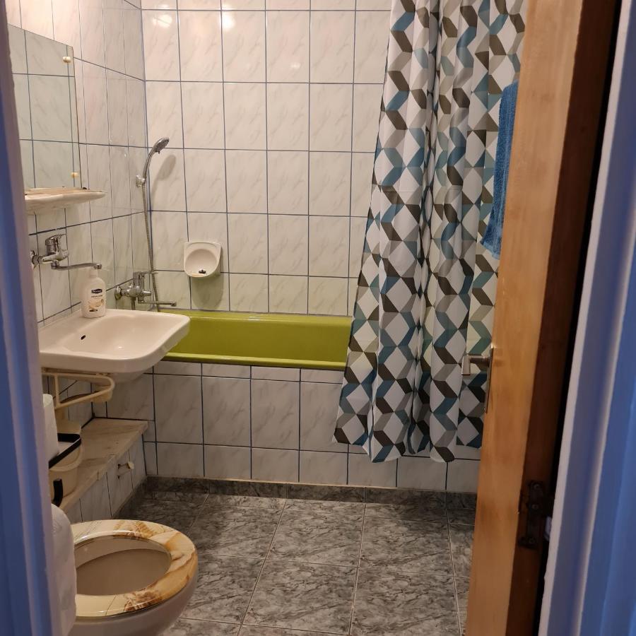 Apartament 2 Camere - Pitesti / 2-Rooms Apartment - Πιτέστι Εξωτερικό φωτογραφία
